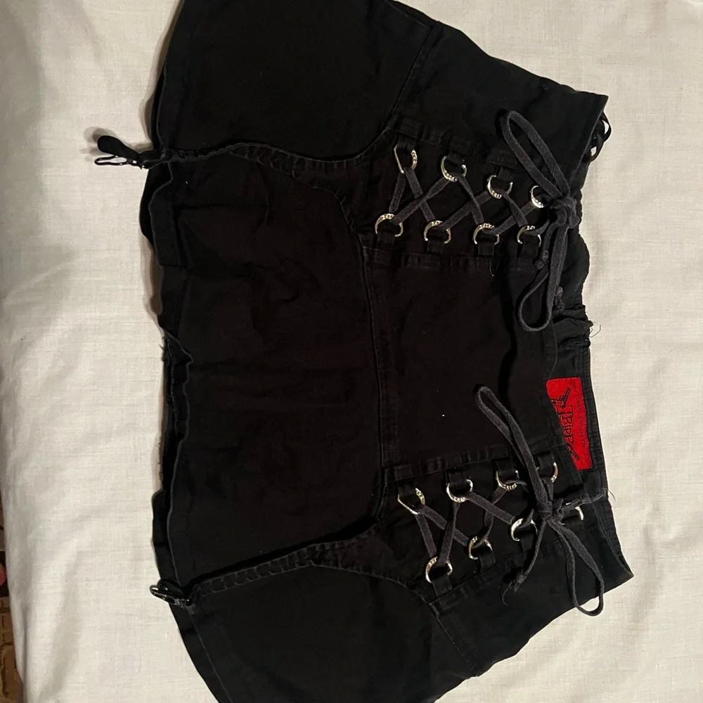 Tripp NYC Black Mini with D ring corset, detachable rings for corset. Goth RARE - Picture 2 of 8